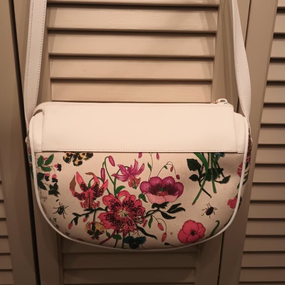 Gucci Vintage Flora Canvas Crossbody. - Picture 3 of 5